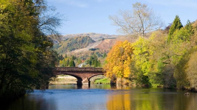 1782961921_0_Stone-bridge-over-River-Teith-in-autumn.jpg