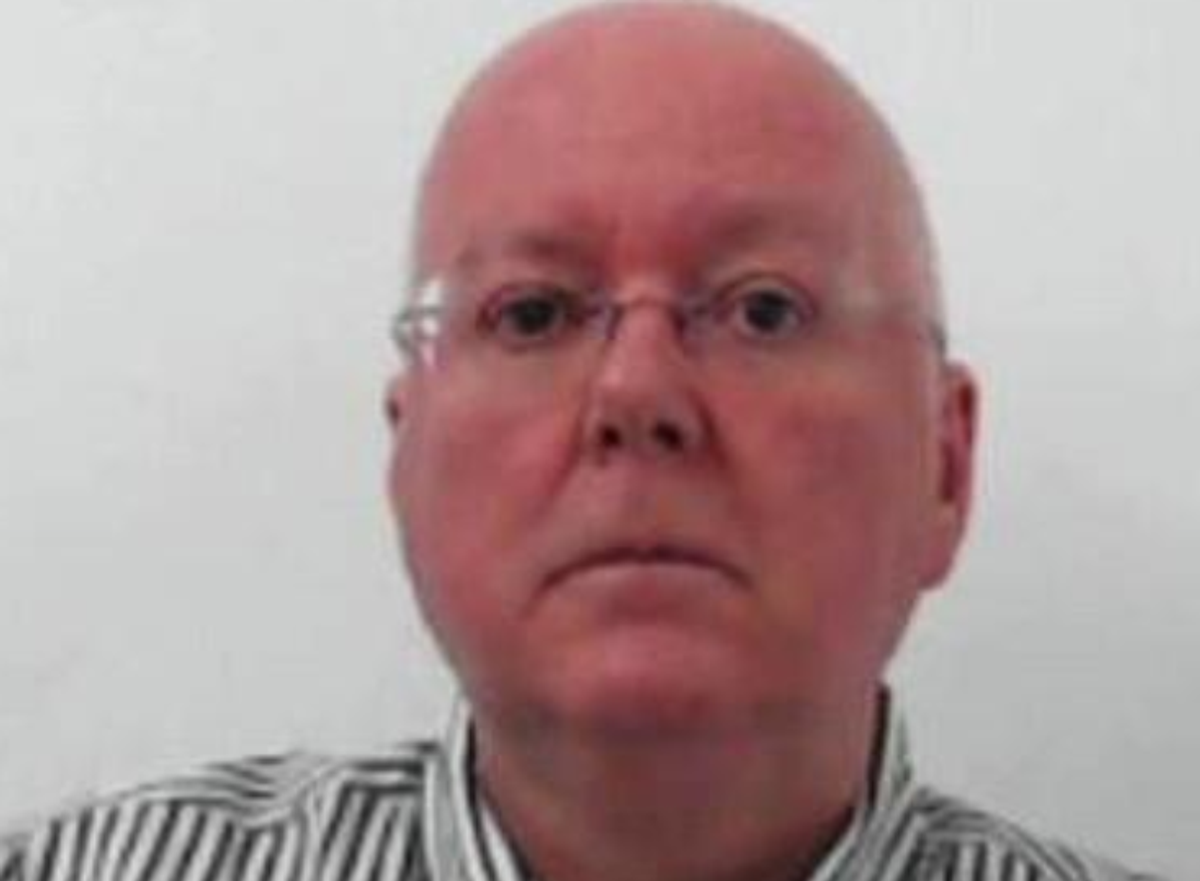 រូបថតរបស់ Peter Murrell