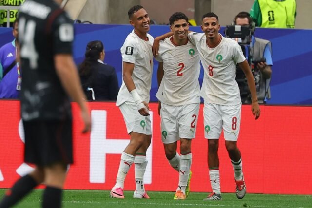 1783255348_2481781-les-marocains-azzedine-ounahi-achraf-hakimi-et-sou.jpg