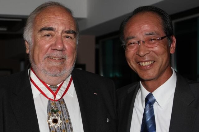 1783379214_OG-10688318-1200-800-136da63_upload-1-slblnnw7r8eo-image-monxxq901-dr-edmond-pastor-consul-japon-180.jpeg