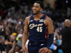 Donovan Mitchell បានយល់ព្រមលើកិច្ចសន្យារយៈពេល 4 ឆ្នាំ 273 លានដុល្លារជាមួយ Cavaliers នេះបើយោងតាមប្រភព AP ។