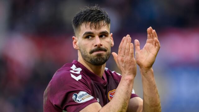 1783542055_1_Heart-of-Midlothian-v-Aberdeen-William-Hill-Premiership.jpg
