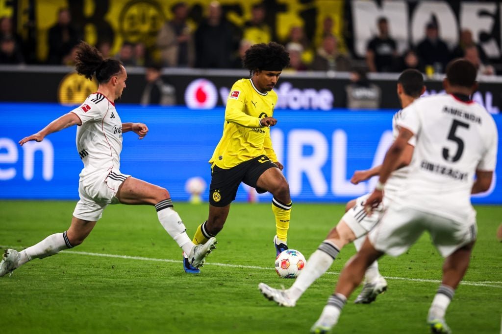 Karim Adeyemi កីឡាករ Borussia Dortmund
