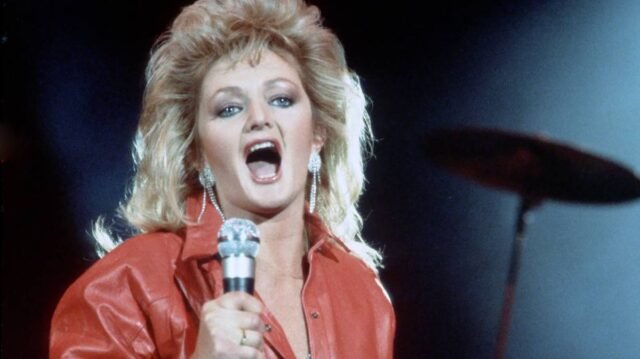 1783599776_2_Photo-of-Bonnie-Tyler.jpg