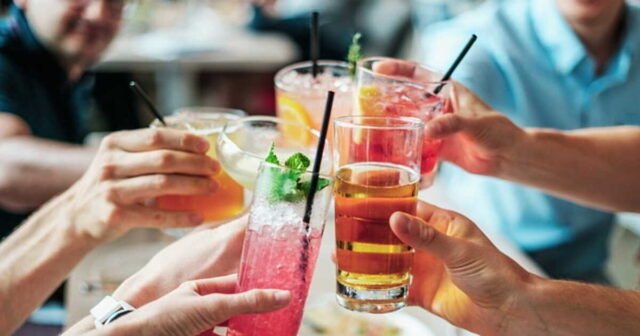 1783772164_glaces-boissons-hotels-climatises-comment-la-canicule-a-soutenu-l-economie-francaise.jpg