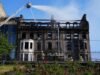 រូបភាពបង្ហាញពីលទ្ធផលនៃអគ្គីភ័យដ៏ធំមួយនៅផ្លូវ Princes ក្នុងទីក្រុង Edinburgh ខណៈដែលផ្លូវនៅតែបិទ