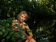 នៅ Nantes ទន្លេភ្លឺដោយ Michaela Sanson-Braun