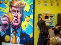 Trump ទទួលបានទ្រព្យសម្បត្តិពីអាជីវកម្មគ្រីបតូរបស់គាត់។ អ្នកវិនិយោគរាប់ពាន់នាក់បានបាត់បង់អាវរបស់ពួកគេ។