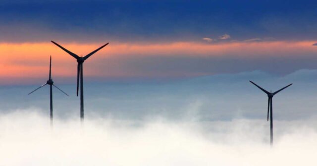 1783881417_electricite-ces-eoliennes-flottantes-produiront-bientot-l-energie-necessaire-a-50-000-habitants-en-u.jpeg