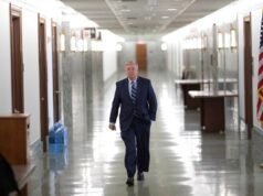 គ្រាដ៏សំខាន់បំផុតរបស់ Lindsey Graham បន្ទាប់ពីការស្លាប់របស់សម្ព័ន្ធមិត្ត Trump ដ៏រឹងមាំ និងសង្រ្គាម hawk នៅអាយុ 71 ឆ្នាំ