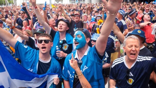 1784037415_4_Scotland-fans.jpg