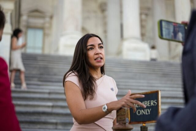 1784070896_2026-07-14T000521Z_1286896967_RC2BDMAF0YDI_RTRMADP_3_USA-DAYLIGHT-CONGRESS.JPG