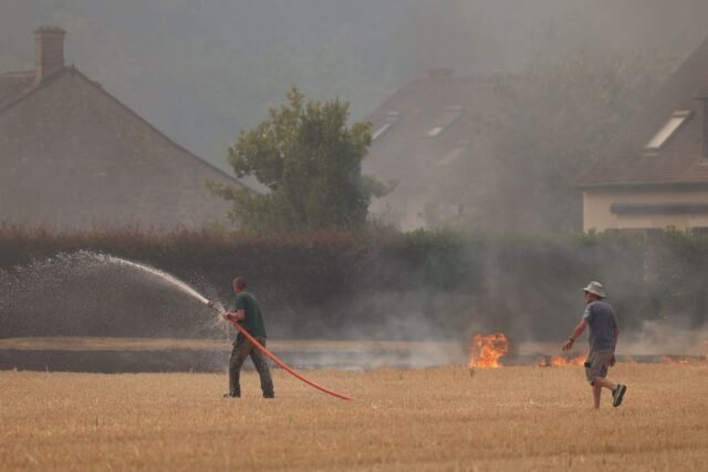 1784097726_2489582-les-habitants-de-noisy-sur-ecole-seine-et-marne-pr.jpg