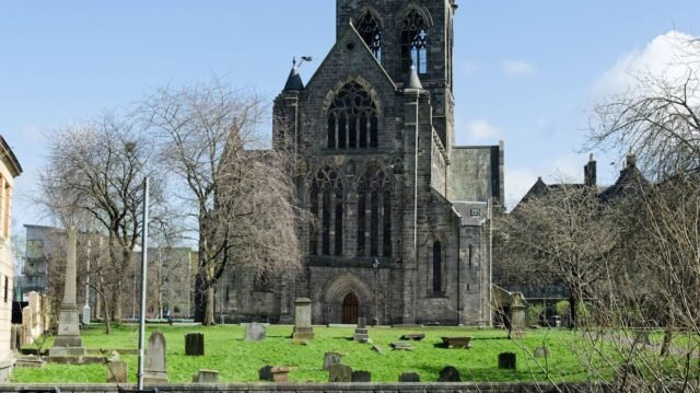 1784103837_0_Paisley-Abbey-during-summer-under-blue-sky.jpg