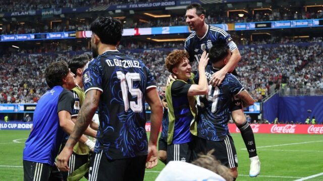 1784179853_0_FBL-WC-2026-MATCH102-ENG-ARG.jpg