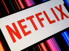 ភាគហ៊ុនរបស់ Netflix ឡើងដល់កម្រិតទាបក្នុងរយៈពេល 52 សប្តាហ៍បន្ទាប់ពីការរកប្រាក់ចំណូល – ប៉ុន្តែអ្នកវិភាគនិយាយថាអ្នកវិនិយោគកំពុងបាត់បង់រូបភាពធំជាងនេះ