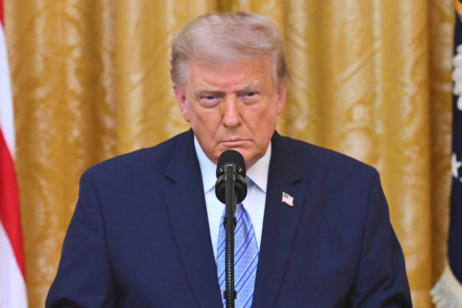 រដ្ឋបាល​របស់​លោក Trump ប្រឈម​នឹង​ការ​ប្រយុទ្ធ​គ្នា​ខ្លាំង ខណៈ​ដែល​ខ្លួន​រៀបចំ​សម្រាប់​ការ​បោះឆ្នោត​ពាក់កណ្តាល​អាណត្តិ​ខែវិច្ឆិកា