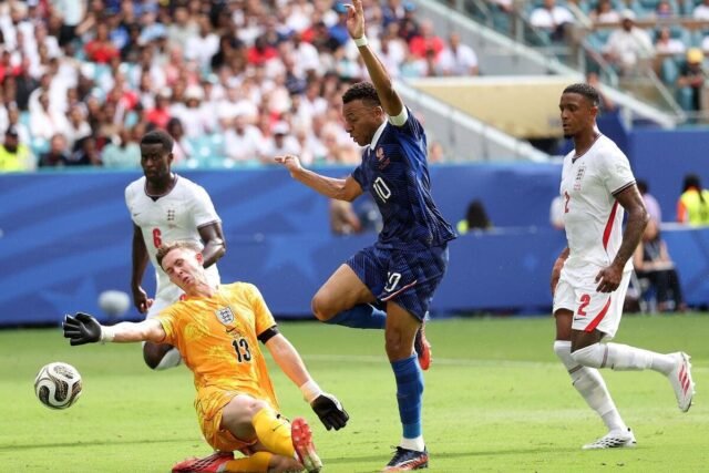 1784417880_OG-10690992-1200-800-d965db5_upload-1-ld4hak7fbxwn-france-v-england-bro-44799167.jpg