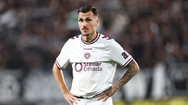 1784742175_0_Sturm-Graz-v-Heart-of-Midlothian-UEFA-Champions-League-2nd-Qualifying-Round-1st-Leg-FootballSta.jp_.jpeg
