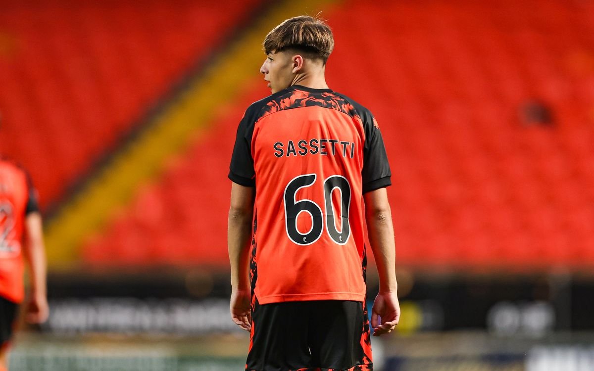 Lorenzo Sassetti របស់ Dundee United ក្នុង​ការ​ប្រកួត