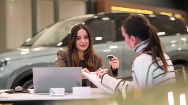 1784881373_3_Vehicle-Purchase-and-Sale-Contract-Sales-Representative-in-Car-Showroom-Vehicle-Loan-Business-Woma.jpeg