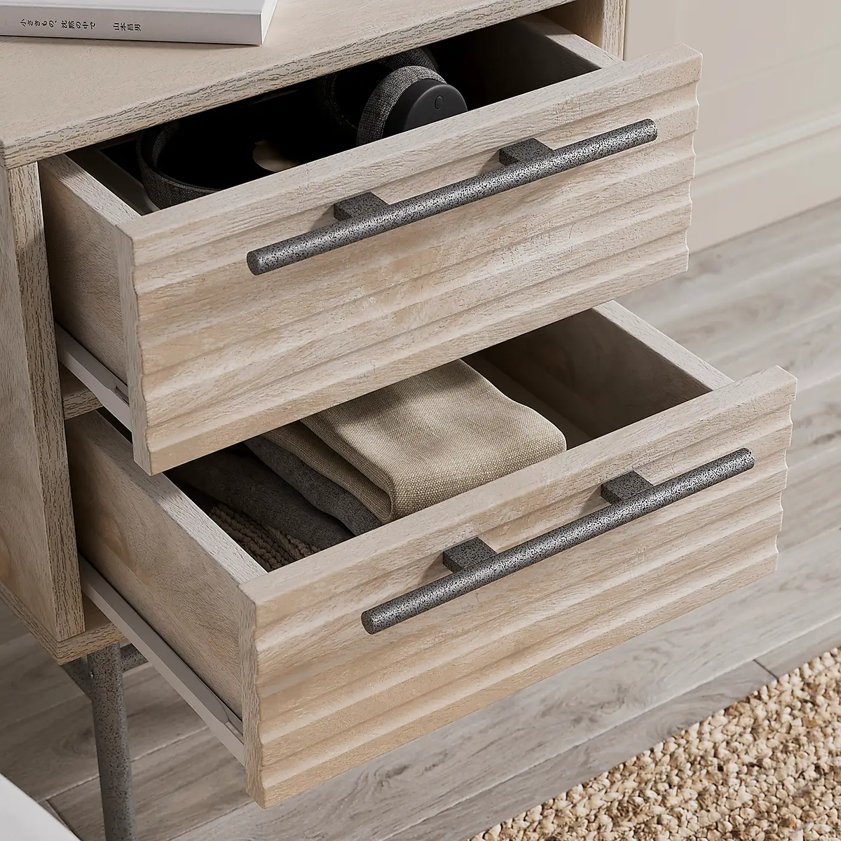 រូបថតរបស់ Bryant 2 drawer nightstand