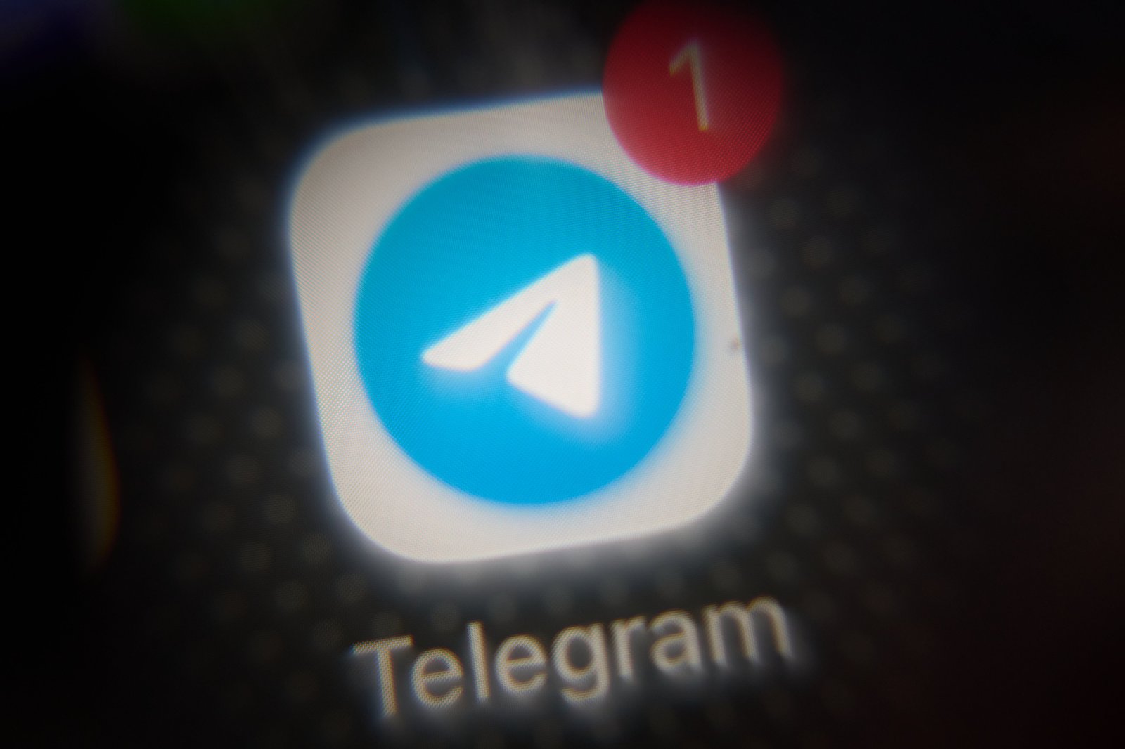 កម្មវិធី Telegram ដែលជាកម្មវិធីផ្ញើសារដ៏ពេញនិយមនៅក្នុងប្រទេសរុស្ស៊ី ដែលត្រូវបានរឹតបន្តឹងដោយអាជ្ញាធរ ត្រូវបានបង្ហាញនៅលើស្មាតហ្វូននៅទីក្រុងមូស្គូ ប្រទេសរុស្សី ថ្ងៃពុធ ទី 29 ខែកក្កដា ឆ្នាំ 2026។