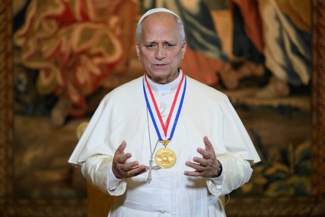 2026-07-03T181837Z_1742373705_RC2F6MAAPDRX_RTRMADP_3_USA-250-POPE.JPG
