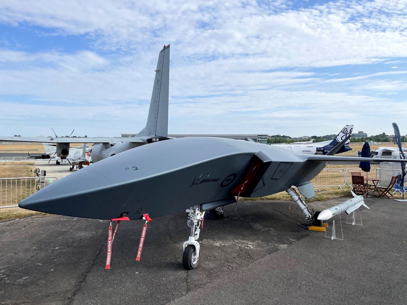 ក្រុមហ៊ុន Boeing បង្ហាញវា។ 