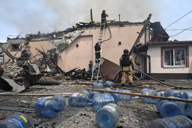 2026-07-25T105401Z_1933704885_RC2XKMAUVS49_RTRMADP_3_UKRAINE-CRISIS-ATTACK-ZAPORIZHZHIA.JPG
