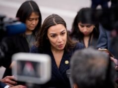 AOC ថ្កោលទោស Trump ជុំវិញការបញ្ឈប់ ICE បន្ទាប់ពីការបាញ់ប្រហារនាពេលថ្មីៗនេះ៖ គាត់បាន ‘ធ្វើយុទ្ធនាការប្រឆាំងនឹងភាពឃោរឃៅ និងអំពើហិង្សាប្រឆាំងនឹងជនអន្តោប្រវេសន៍’
