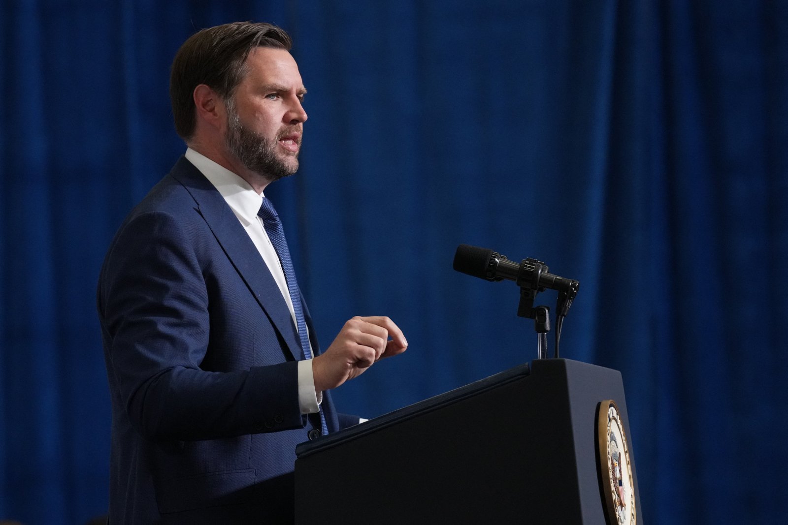 អនុប្រធានាធិបតី JD Vance បាននិយាយថារដ្ឋបាល Trump 