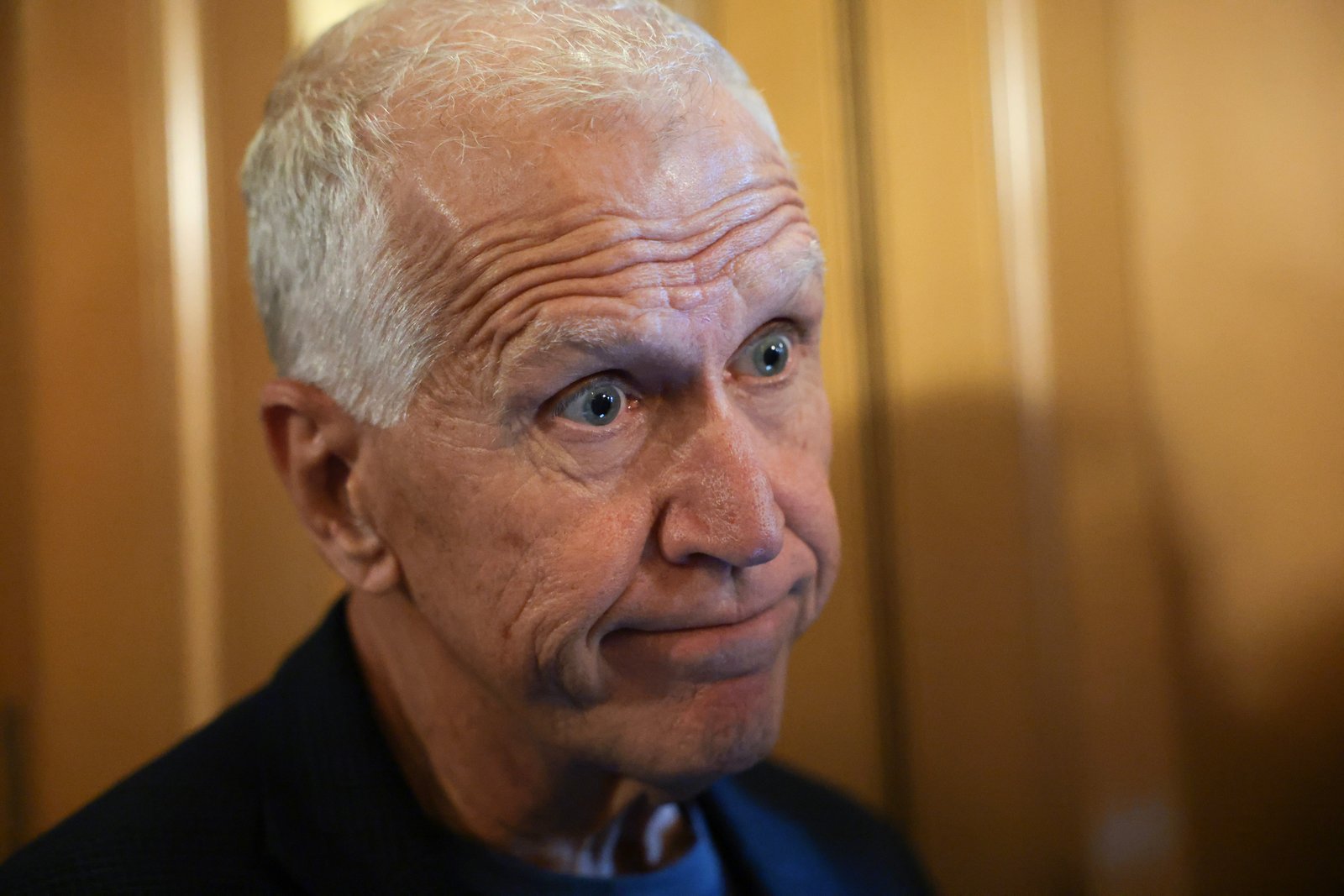 Thom Tillis ដែលជាអ្នកកាន់តំណែង GOP ផ្សេងទៀតលើការតែងតាំង Blanche ត្រូវបានដុតដោយ Trump កាលពីឆ្នាំមុនបន្ទាប់ពីបោះឆ្នោតប្រឆាំងនឹង Big, Beautiful Bill ។