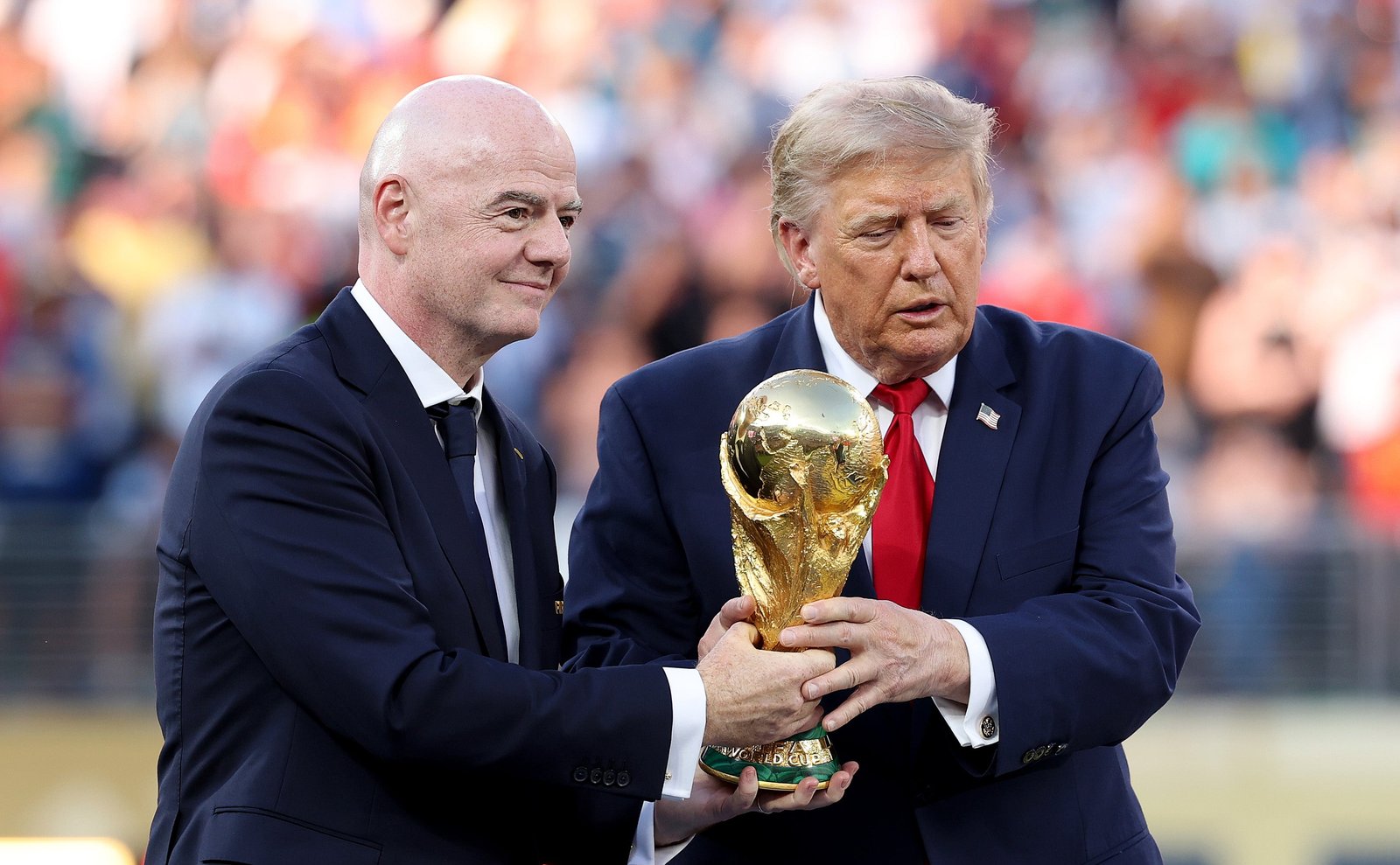 ប្រធានាធិបតី Donald Trump ត្រូវបានគេរាយការណ៍ថាកំពុងស្នើសុំប្រធាន FIFA លោក Gianni Infantino ធ្វើជាអគ្គលេខាធិការបន្ទាប់របស់អង្គការសហប្រជាជាតិ។