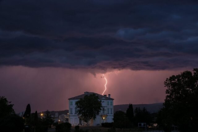 2491948-meteo-france-leve-la-vigilance-orange-orages-sur-l.jpg