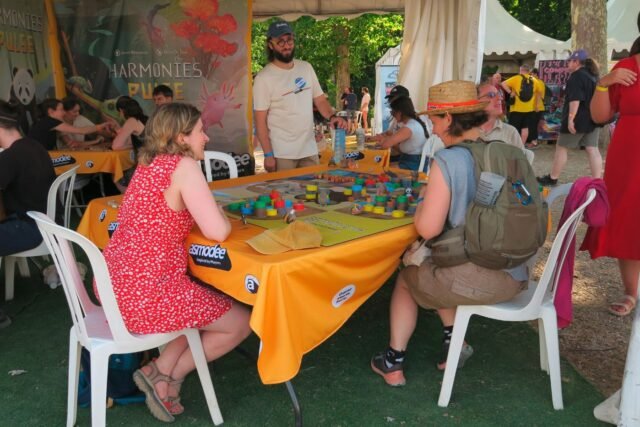 2492026-le-festival-paris-est-ludique-qui-s-est-tenu-du-26.jpg