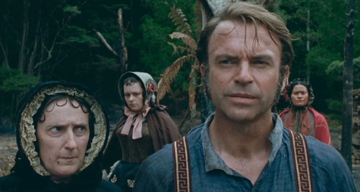 Sam Neill នៅទីនេះនៅក្នុង 