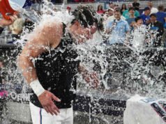 The Marlins ចាប់យកការរអិល 12 ហ្គេមដ៏អាក្រក់បំផុតរបស់ franchise ជាមួយនឹងជ័យជម្នះដើរចេញពី Phillies