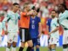 ព័រទុយហ្គាល់ Vs ក្រូអាត ត្រូវផ្អាក ក្រោយភាពវឹកវរ VAR ធ្វើឲ្យអ្នកលេងស្រក់ទឹកភ្នែក | បាល់ទាត់ | កីឡា
