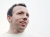 Nobby Stiles ម្ចាស់ជើងឯក World Cup ឆ្នាំ 1966 របស់អង់គ្លេស បានទទួលមរណភាព ដោយសាររបួសខួរក្បាល | ចក្រភពអង់គ្លេស | ព័ត៌មាន