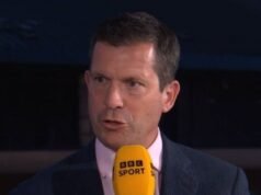 Tim Henman គោរពវិញ្ញាណក្ខន្ធ Andrew Castle ក្នុងសេចក្តីប្រកាសពិសេសរបស់ BBC | កីឡាវាយកូនបាល់ | កីឡា