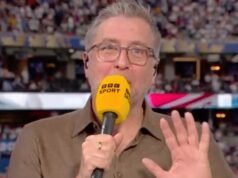 Gary Lineker ត្រូវបានចំអកដោយកីឡាករជំនួស Mark Chapman នៅលើ BBC កំឡុងពេលប៉ះអង់គ្លេស | បាល់ទាត់ | កីឡា