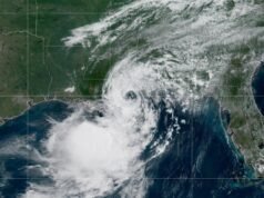 ព្យុះត្រូពិច Bertha បោកបក់នៅរដ្ឋ Louisiana ជាមួយនឹងខ្យល់បក់ 45 ម៉ាយក្នុងមួយម៉ោង