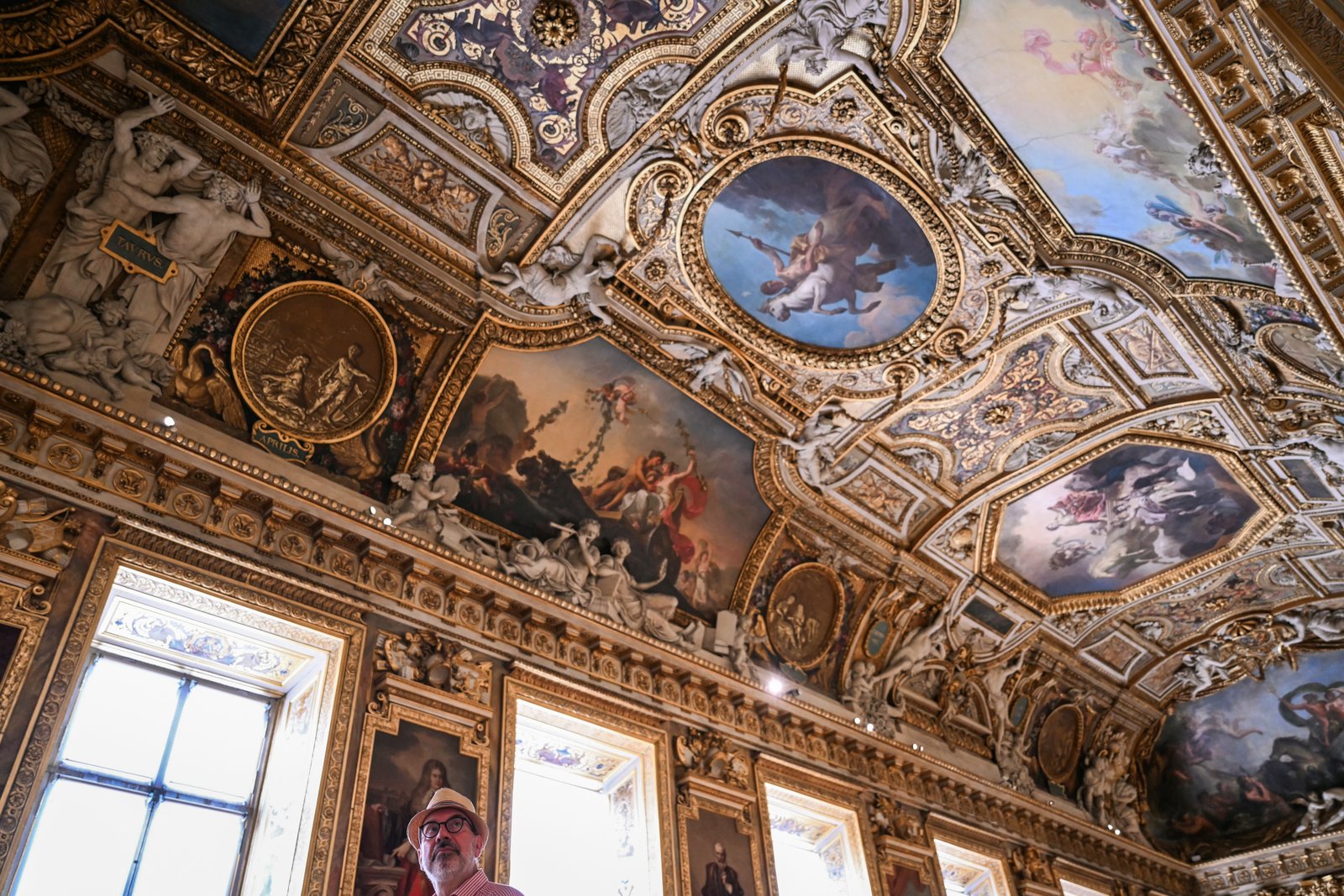 វិចិត្រសាល Apollo របស់ Louvre បានបើកឡើងវិញជាសាធារណៈ