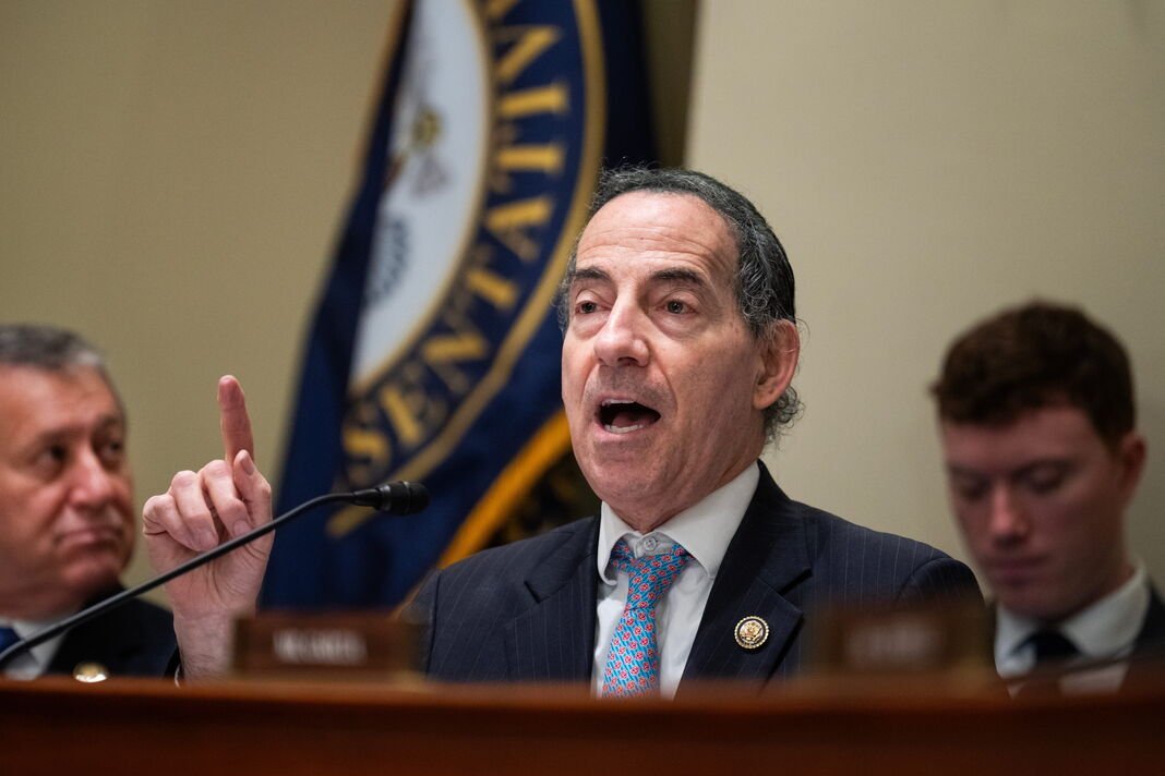 Jamie Raskin បានសរសេរសំបុត្រដ៏គួរឱ្យស្អប់មួយទៅកាន់ប្រធាន FIFA