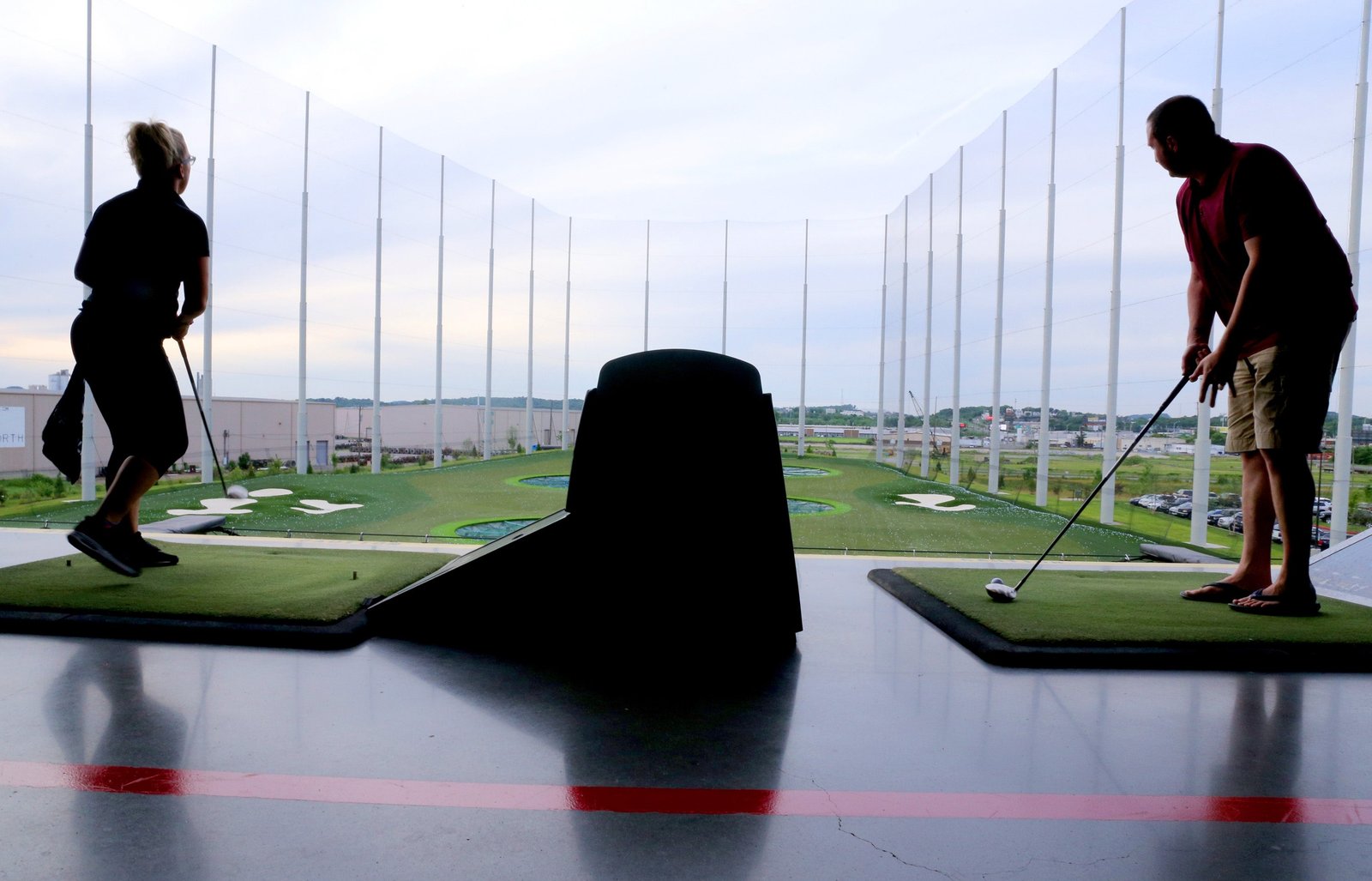 TopGolf ចេញផ្សាយច្បាប់សុវត្ថិភាពដែលអតិថិជនទាំងអស់ត្រូវតែអនុវត្តតាម ប៉ុន្តែបណ្តឹងថ្មីមួយបានចោទប្រកាន់ខ្សែសង្វាក់នៃការខកខានក្នុងការត្រួតពិនិត្យអតិថិជនដែលបានផឹកស្រាឱ្យបានត្រឹមត្រូវ។