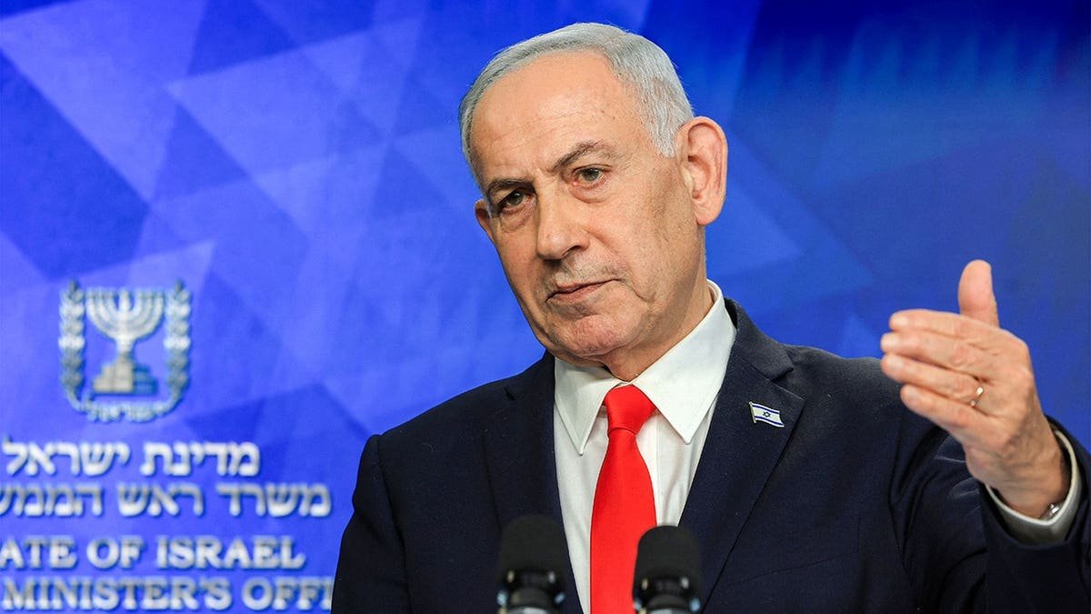 លោក Benjamin Netanyahu ថ្លែងនៅក្នុងសន្និសីទសារព័ត៌មានមួយក្នុងទីក្រុង Jerusalem។