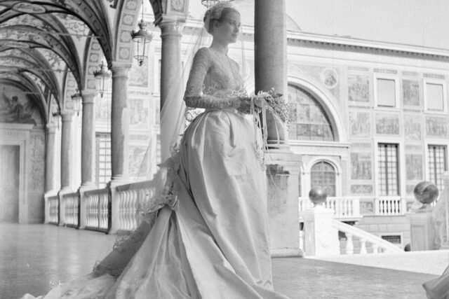 OG-10685516-1200-800-1ec8534_upload-1-movndnrx900v-article-robe-de-mariee-photo-2-large.jpg