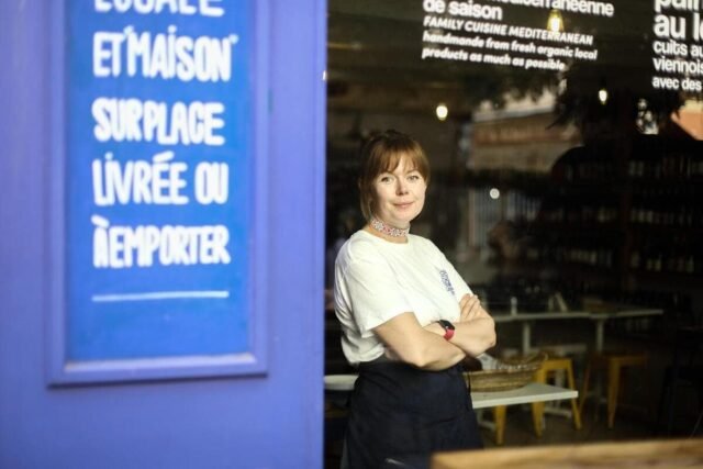 OG-10687001-1200-800-4405777_ftp-1-rpfnputx7oix-touxxq305-cd-portrait-cheffe-epicerie-simple-toulon.jpeg