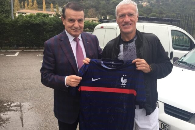 OG-10690380-1200-800-fbb3114_ftp-1-0o2jen2cuxku-spo-richard-conte-et-didier-deschamps-jpg.jpg